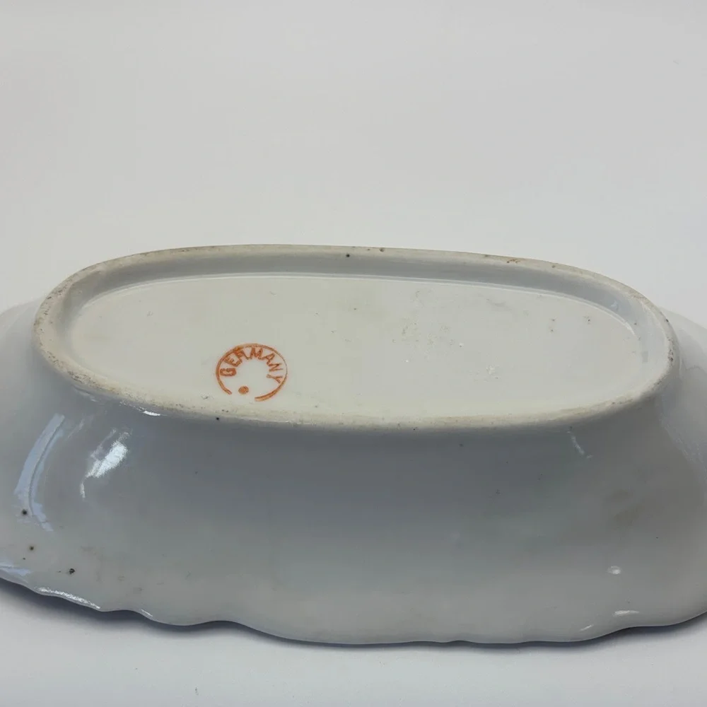 Floral Porcelain Dish with Gold Accents - Picture 5 of 6